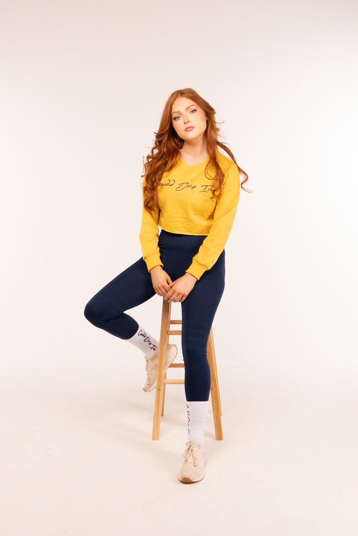 Petite Signature Cropped Sweatshirt – Yellow